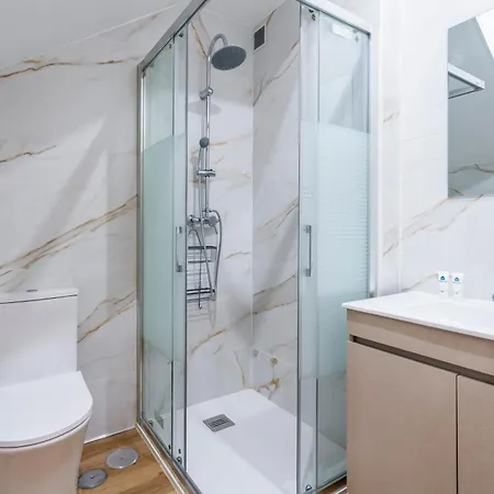 Apartment Host Wise - Urban Escape *